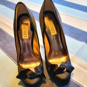 Bagdley Mischka heels